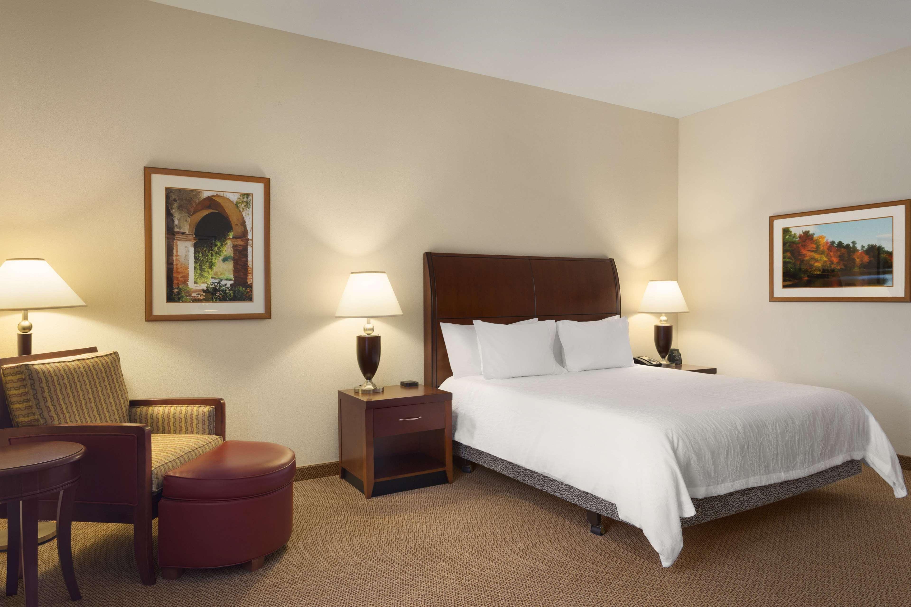 Hilton Garden Inn Бартлсвилл Экстерьер фото