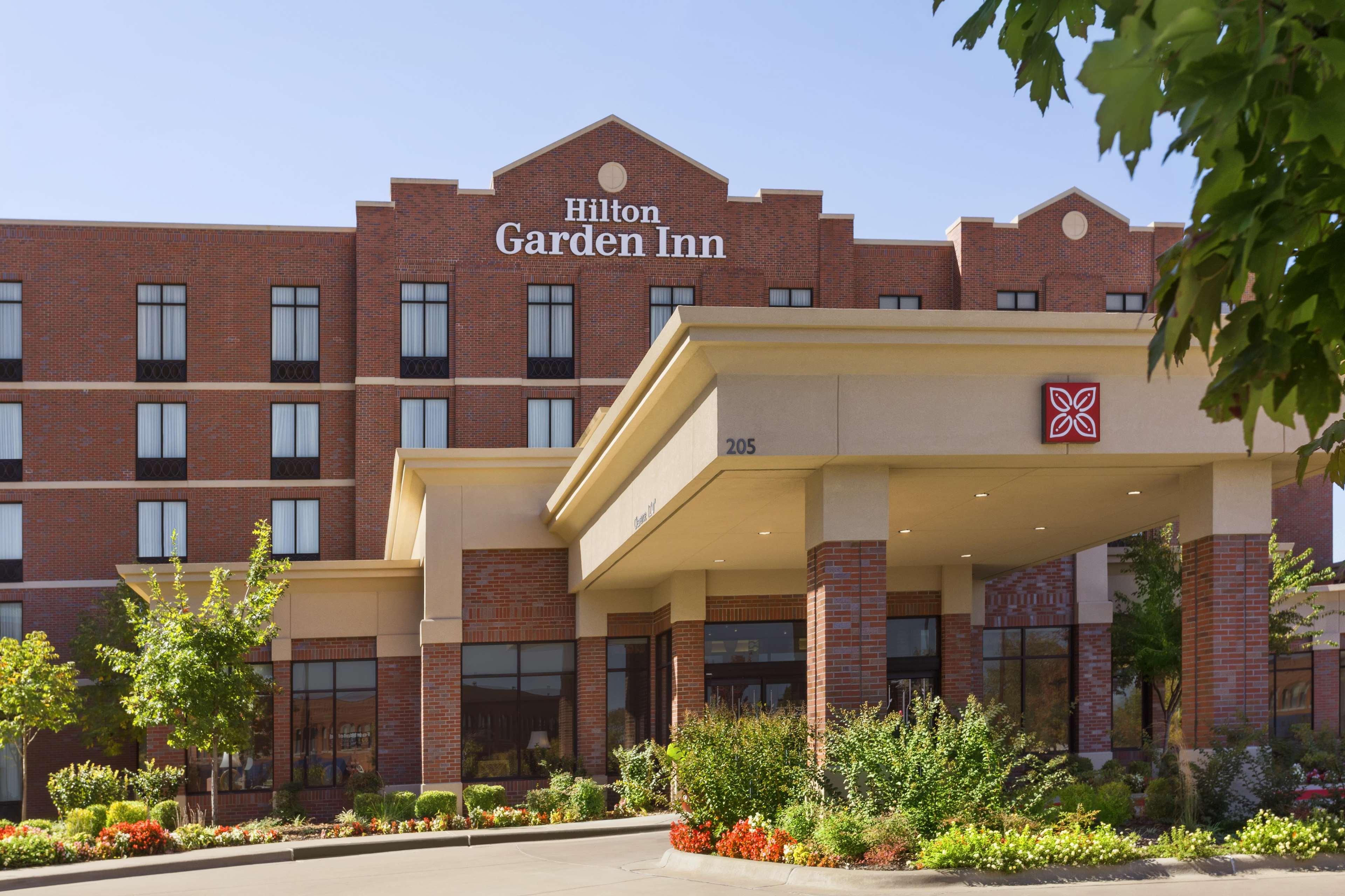 Hilton Garden Inn Бартлсвилл Экстерьер фото