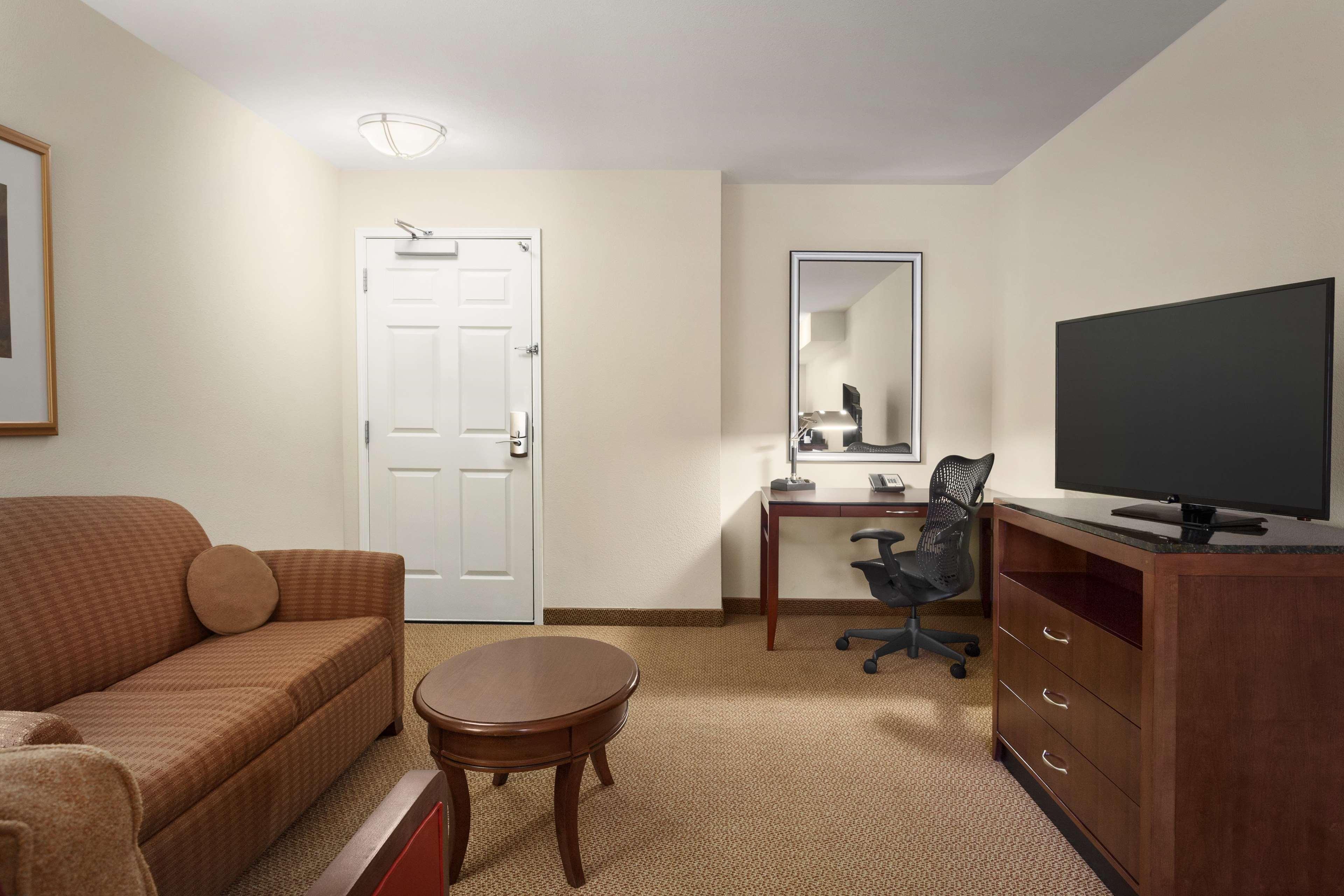 Hilton Garden Inn Бартлсвилл Экстерьер фото