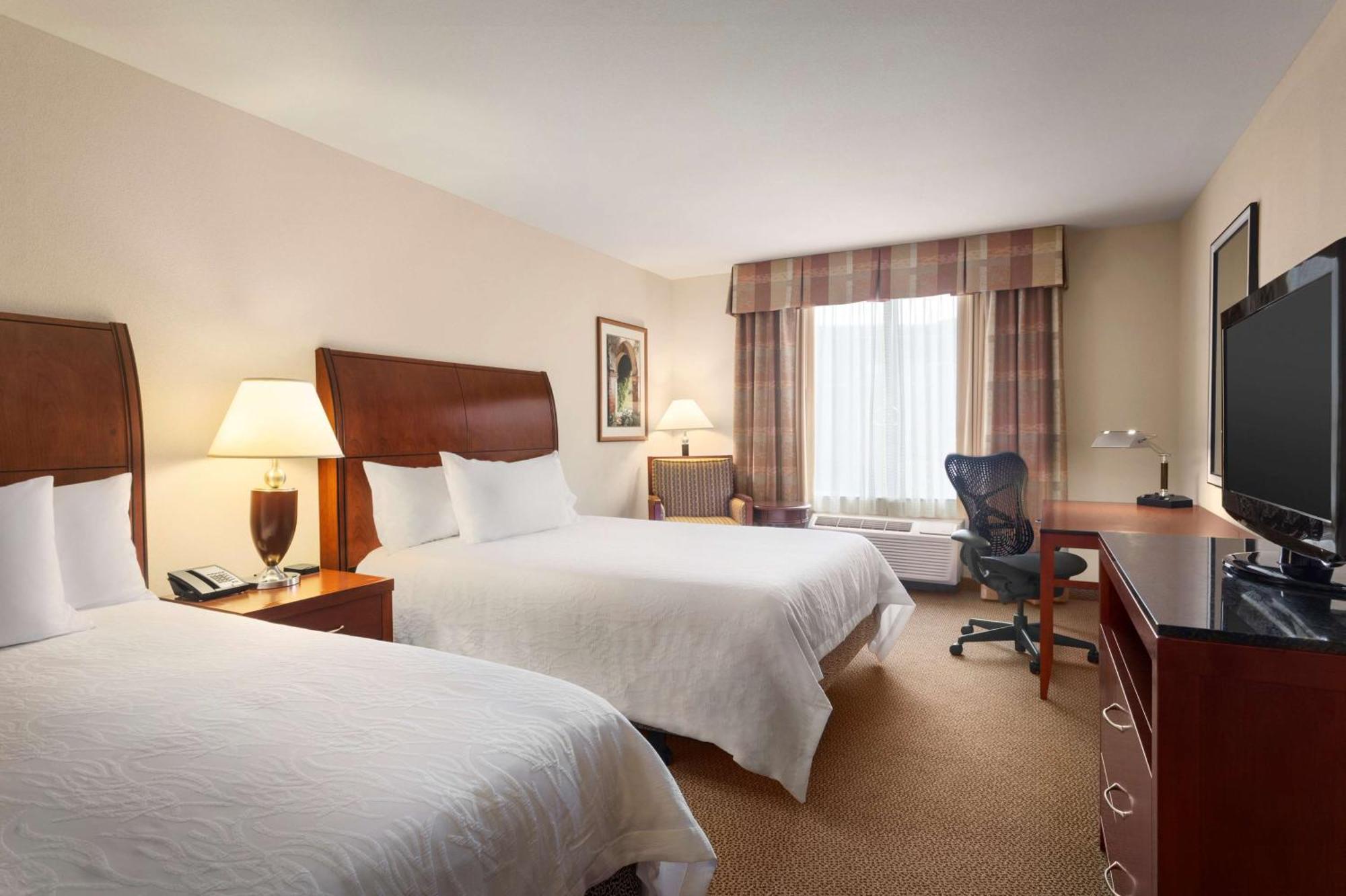 Hilton Garden Inn Бартлсвилл Экстерьер фото